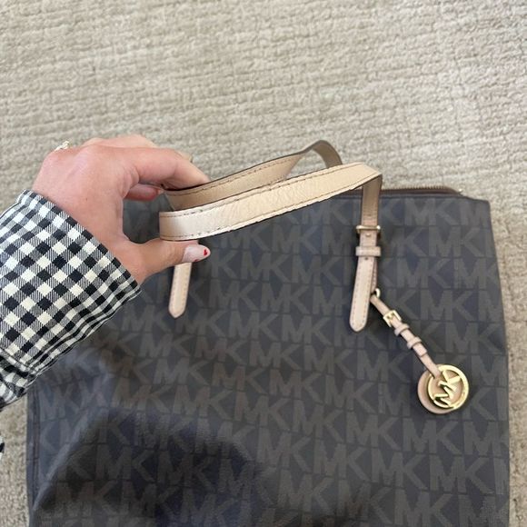 Michael Kors Tote Purse - Picture 7 of 7